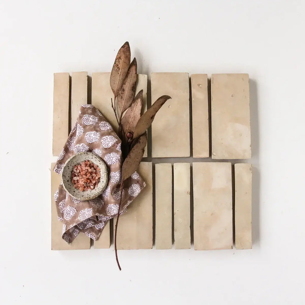 Skinny Clay Bejmat 6"x1" by Tilesofezra