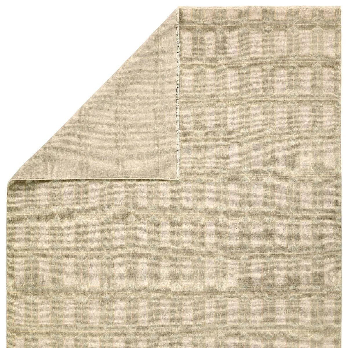 Vaila Hand-Knotted Rug