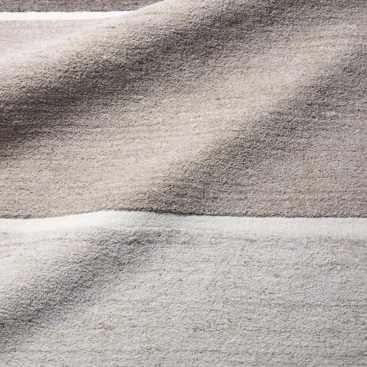 Reyner Hand Tufted Rug - RYN02