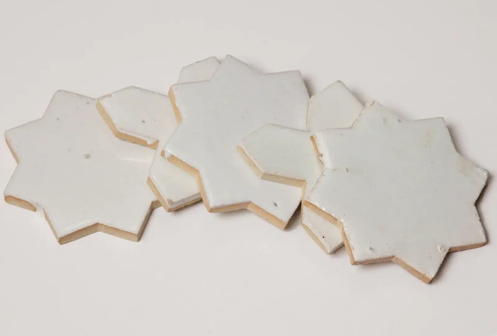 Estrela Nieve 4"x4" Star & Cross Tile by Tilesofezra