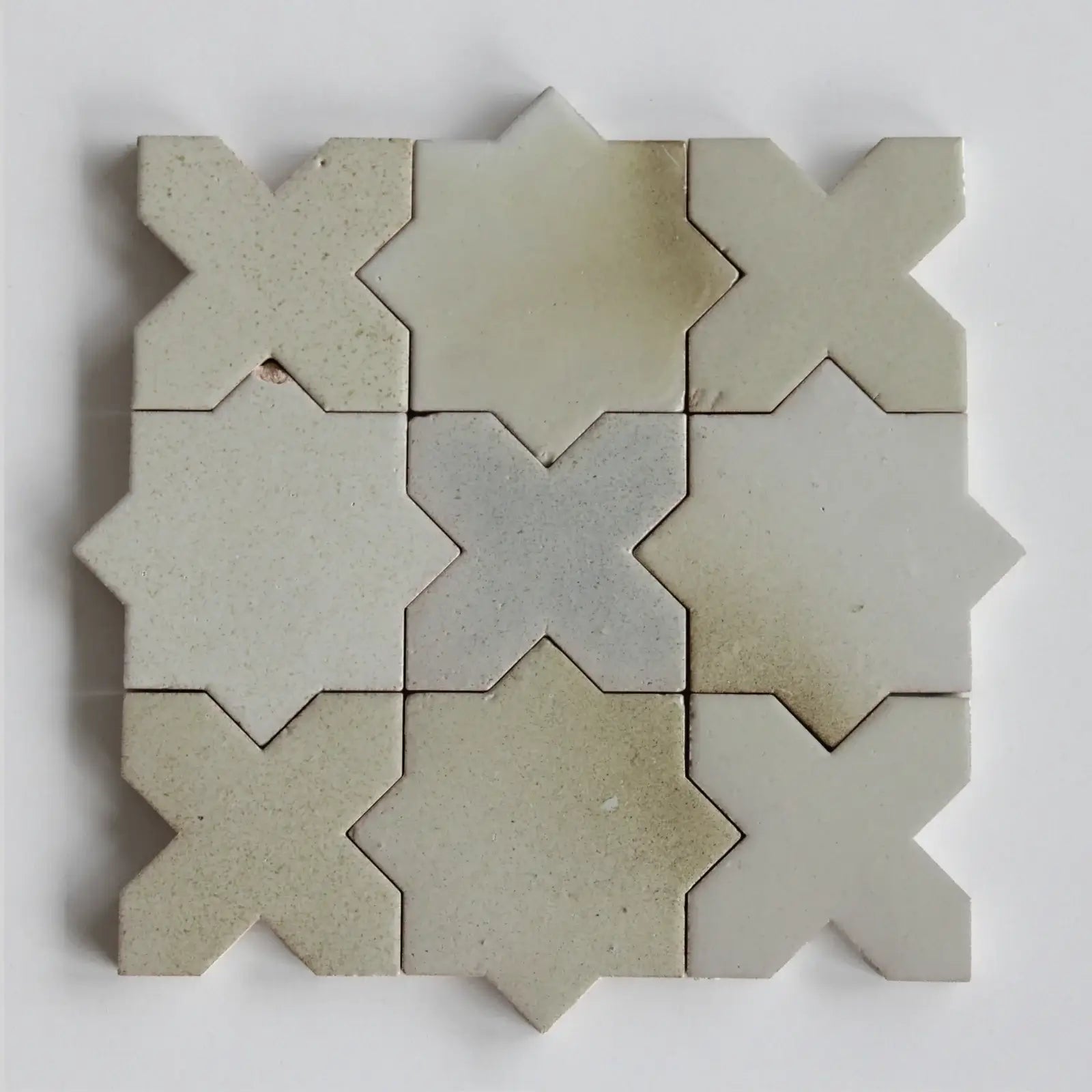 Estrela Singe 4"x4" Star & Cross Tile by Tilesofezra