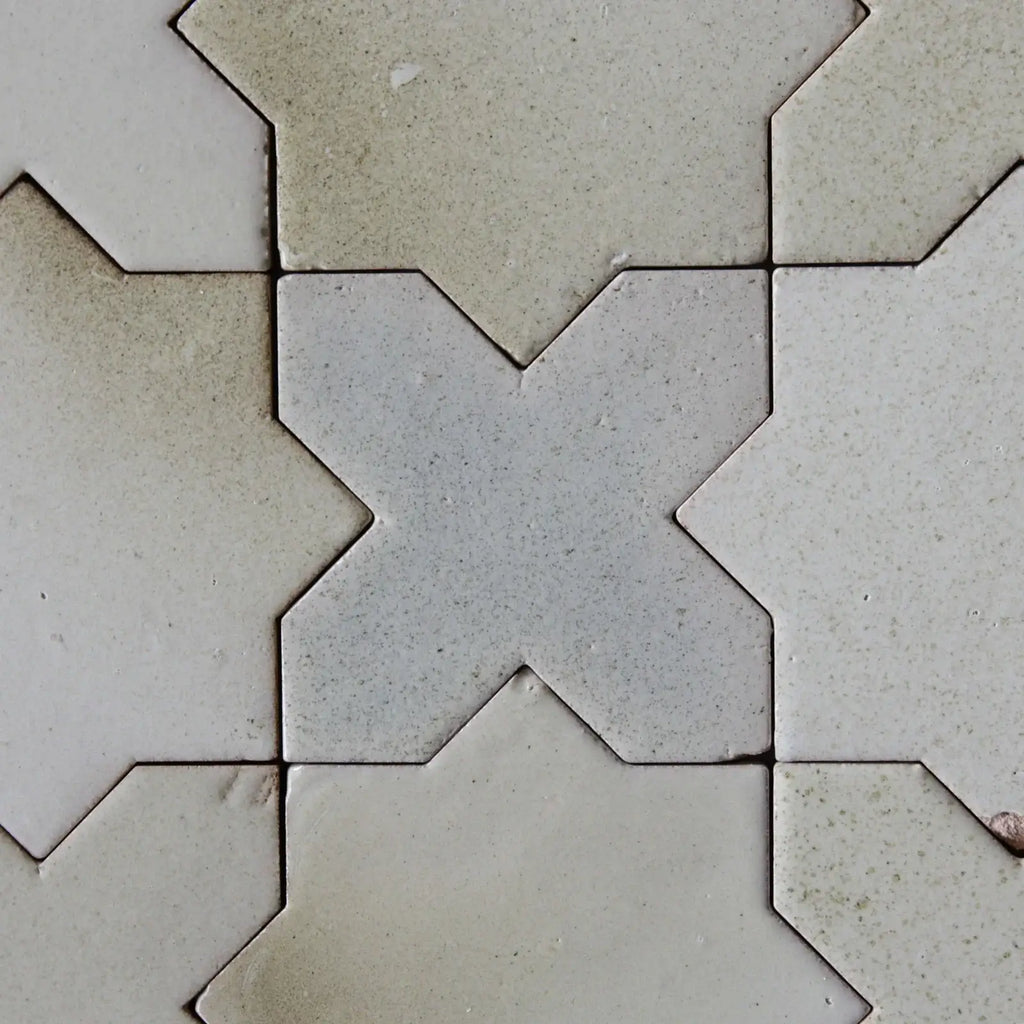 Estrela Singe 4"x4" Star & Cross Tile by Tilesofezra