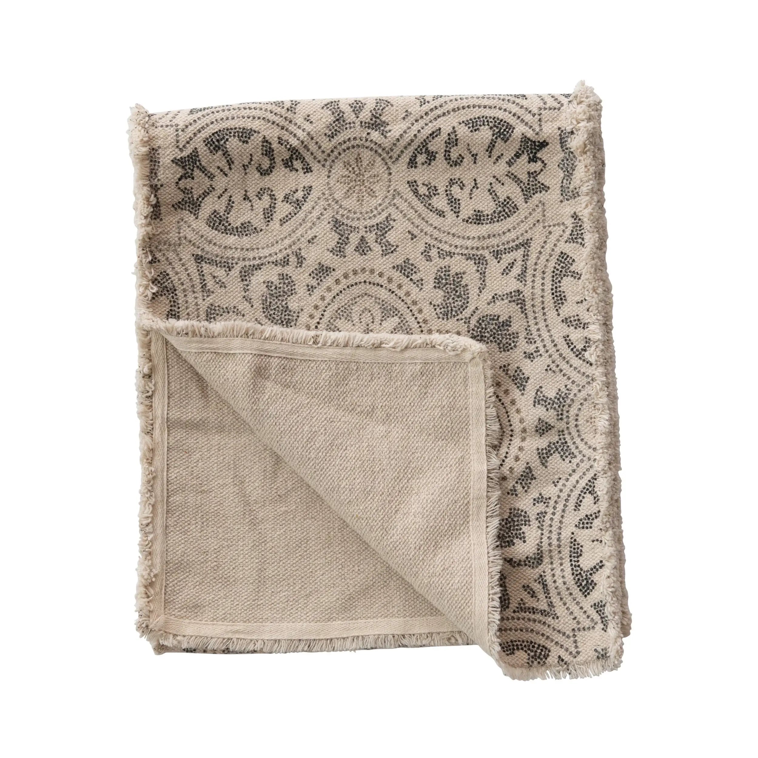 Medallion Table Runner