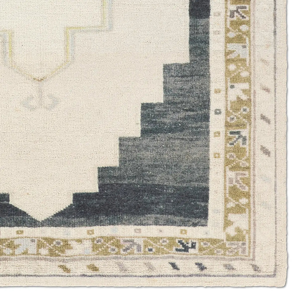 Casen Hand Tufted Rug - CSN01